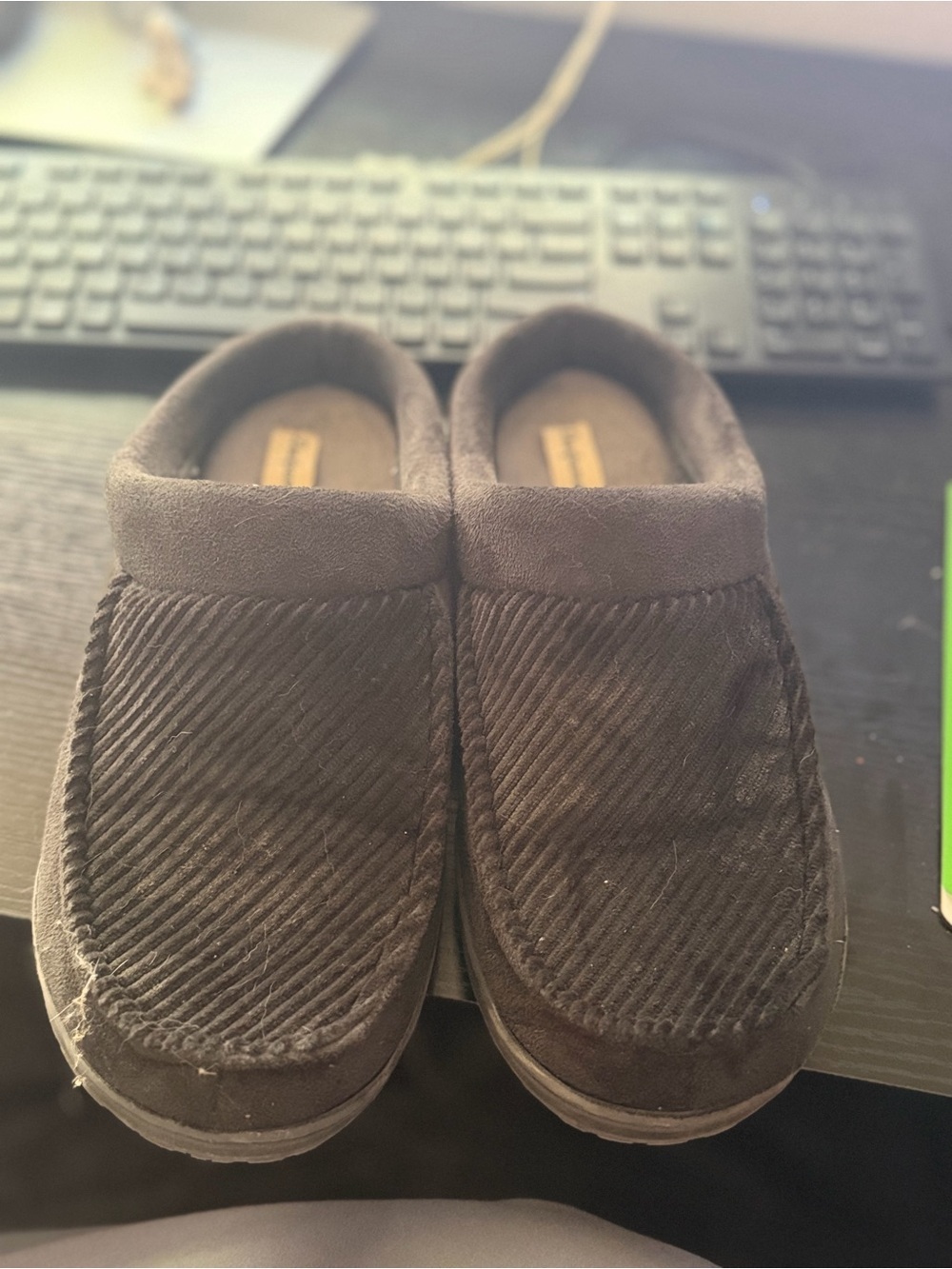 Defoamers large Cozy Black Suede-Look Slip-On Slippers